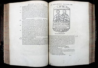 Ausonii burdigalensis, viri consularis, Omnia, quae adhuc in veteribus bibliothecis inveniri. AUSONIUS, AUSONE.