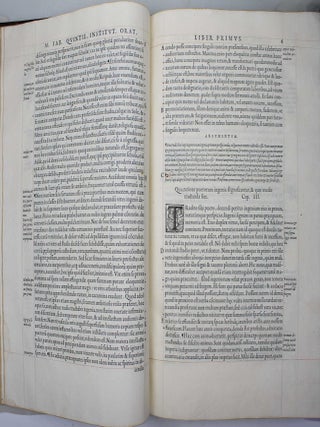 De institutione oratoria libri XII, singulari cum studio tum iudicio doctissimorum virorum ad fidem vetustissimorum codicumm correcti & emendati, argumentisq; doctissimi viri Petri Gallandii literatum Latinarum professoris regii longe quam antea castigatioribus & plenioribus ante singula omnium librorum capita præfixis eluciadati.