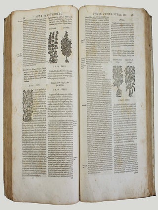 Les commentaires de M. P. Andr&eacute; Matthiolus m&eacute;decin senois, sur les six livres de Pedacius Dioscoride Anazerbeen de la mati&egrave;re medecinale.