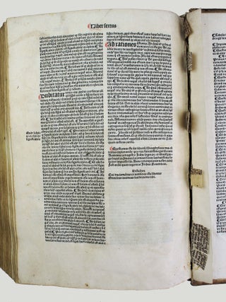 Textus abbreviatus in cursum totius physices et metaphysicorum Aristotelis. [suivi de : ] Georgius Bruxellensis. Quaestiones super naturalem philosophiam Aristotelis. Quaestiones sex librorum Metaphysices pro ritu Parisiorum Academiae.